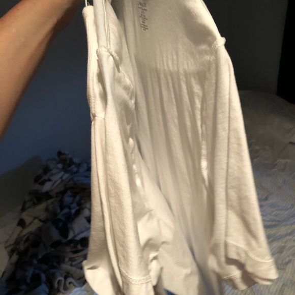 2 White Calvin Klein shirts size small- ships within 1 day - Picture 5 of 5
